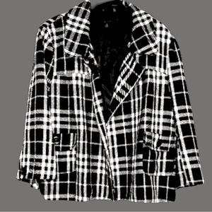 🆕EXCELLENT Black & White Wool Plaid Cape/Jacket